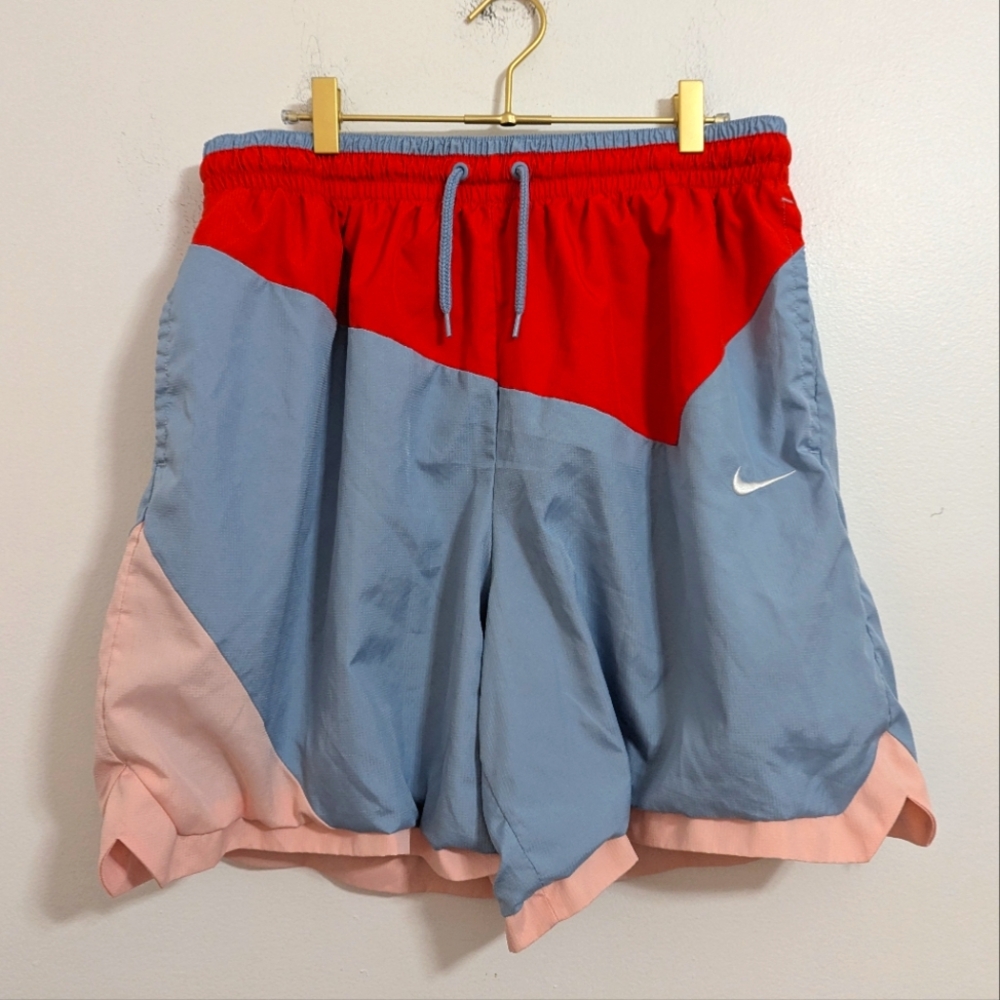 Nike XL Men's DNA Woven Loose Fit Above‎ Knee Colorblock Shorts